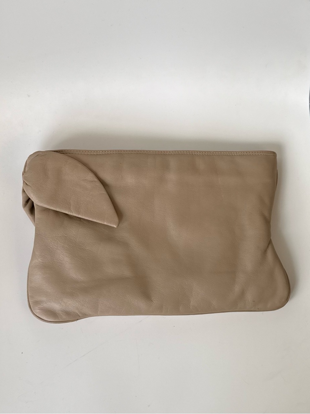 Brio Vintage 80’s Leather Beige Knot Clutch Bag